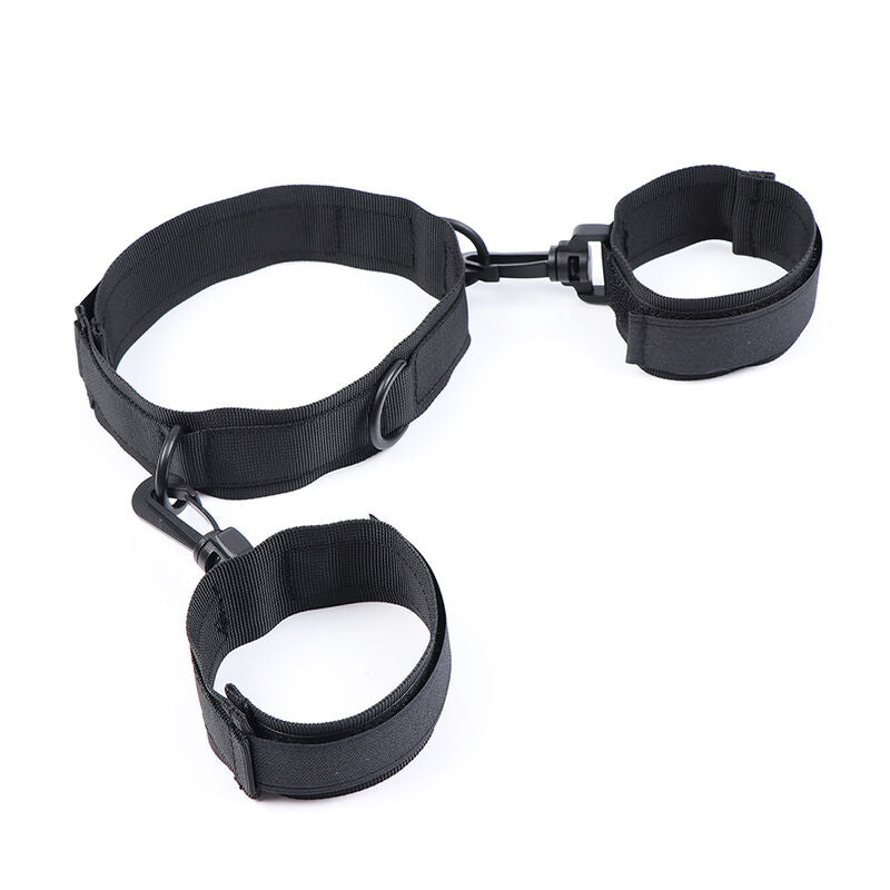 OHMAMA FETISH - MANETTE E COLLARE IN NYLON