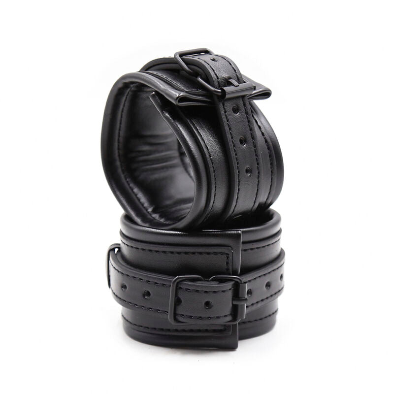 OHMAMA FETISH - MANETTE IN PELLE
