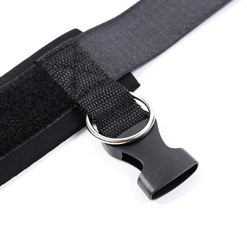 OHMAMA FETISH - CINTURINI PER POLSI CON CHIUSURA A STRAPPO IN NEOPRENE