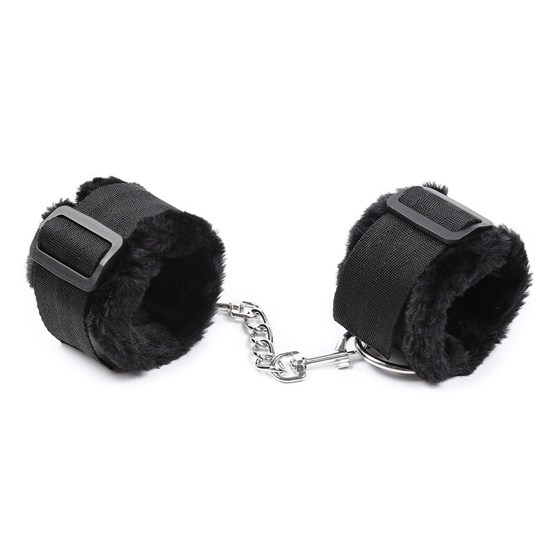 OHMAMA FETISH - MANETTE RIVESTITE IN PELLICCIA
