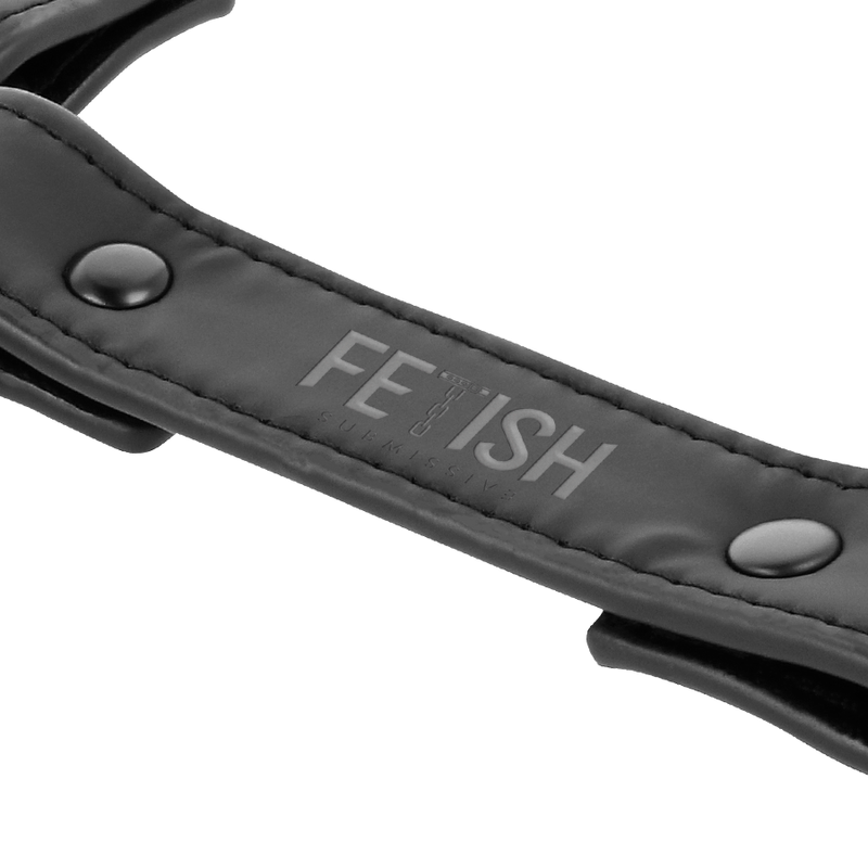 FETISH SUBMISSIVE - HOTGIE CON MANETTE IN PELLE VEGANA