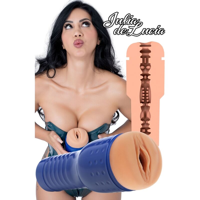PRIVATE - JULIA DE LUCIA PORNOSTAR MASTURBATORE CON VAGINA
