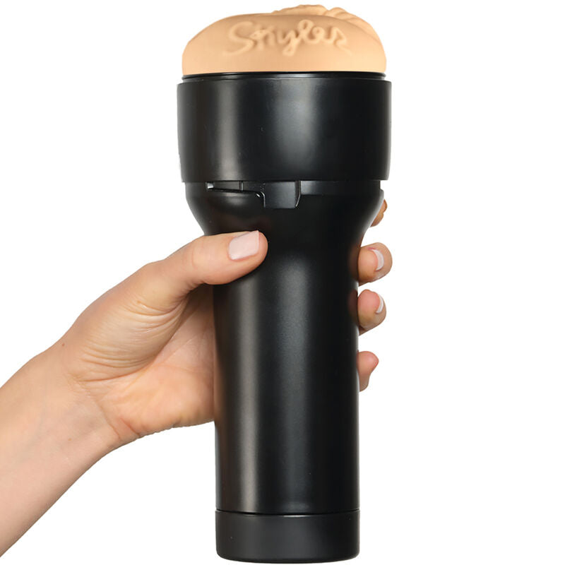 KIIROO   FEEL KIIROO STARS COLLECTION SKYLER LO MASTURBATORE COMPATIBILE CON POWERBLOW   