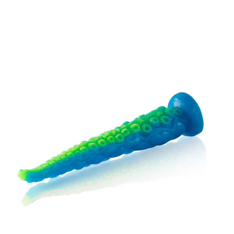 DILDO FLUORESCENTE E SCULTURA MITOLOGICA