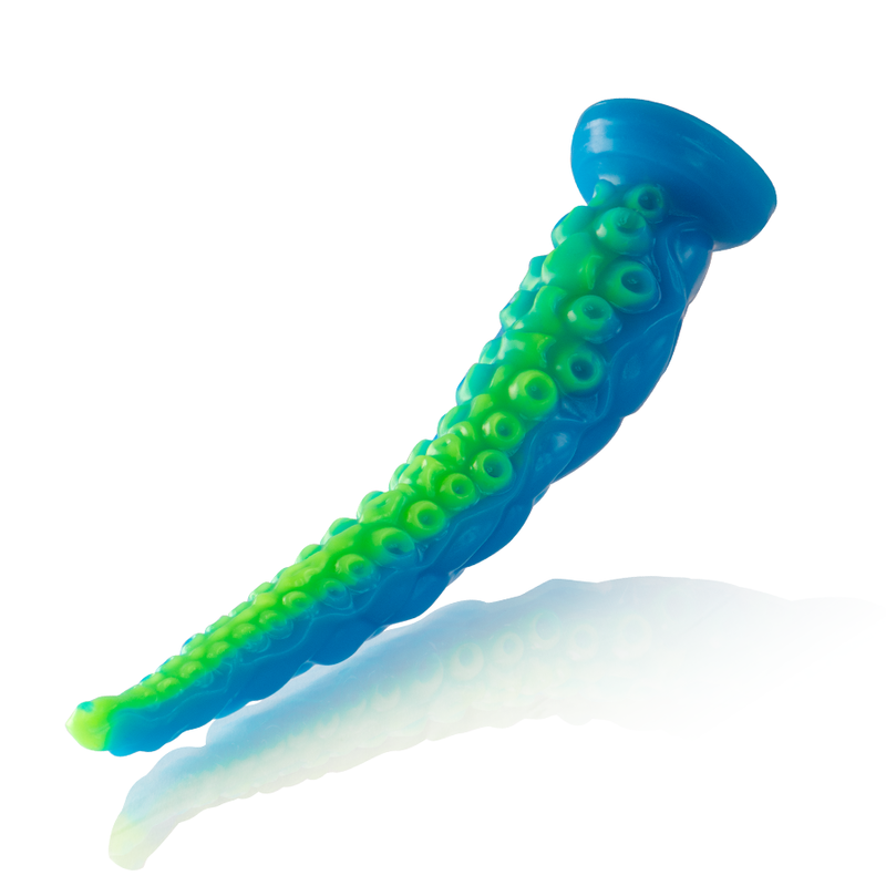 DILDO FLUORESCENTE E SCULTURA MITOLOGICA