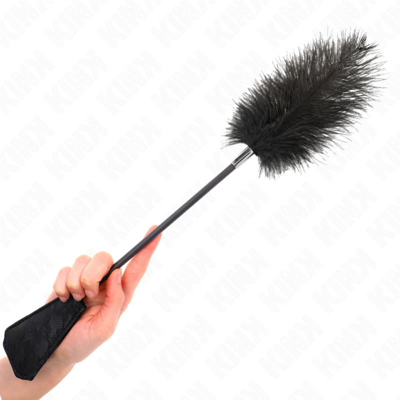 KINK - PADDLE CON PIUME DI STRUZZO E MANICO CON  PIZZO 56 CM