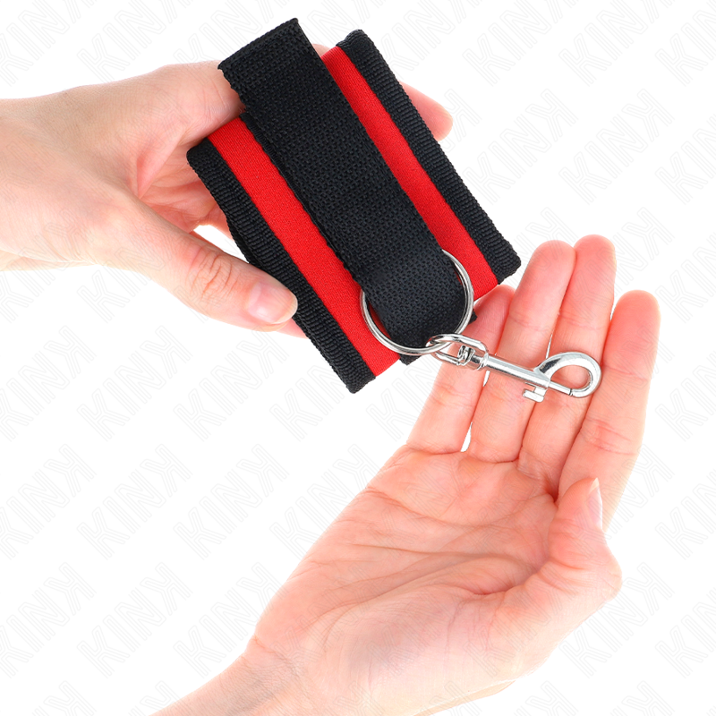 KINK - MANETTE IN NYLON CON CHIUSURA A GANCIO E ANELLO MODELLO ROSSO-NERO 2 REGOLABILI 18-35 CM X 6 CM