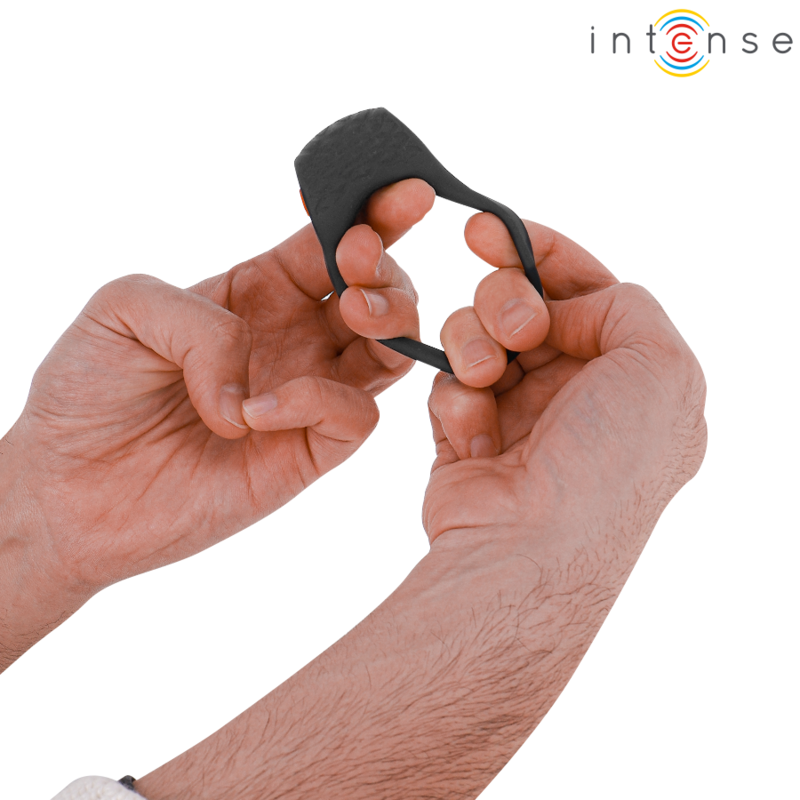 INTENSE - CLOVER ANELLO PENE VIBRANTE 10 FUNZIONI NERO