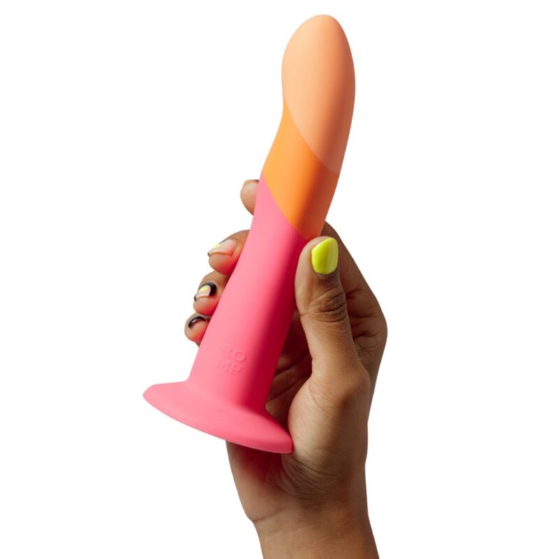 DILDO IN SILICONE, VENTOSA POTENTE, STIMOLAZIONE G E P