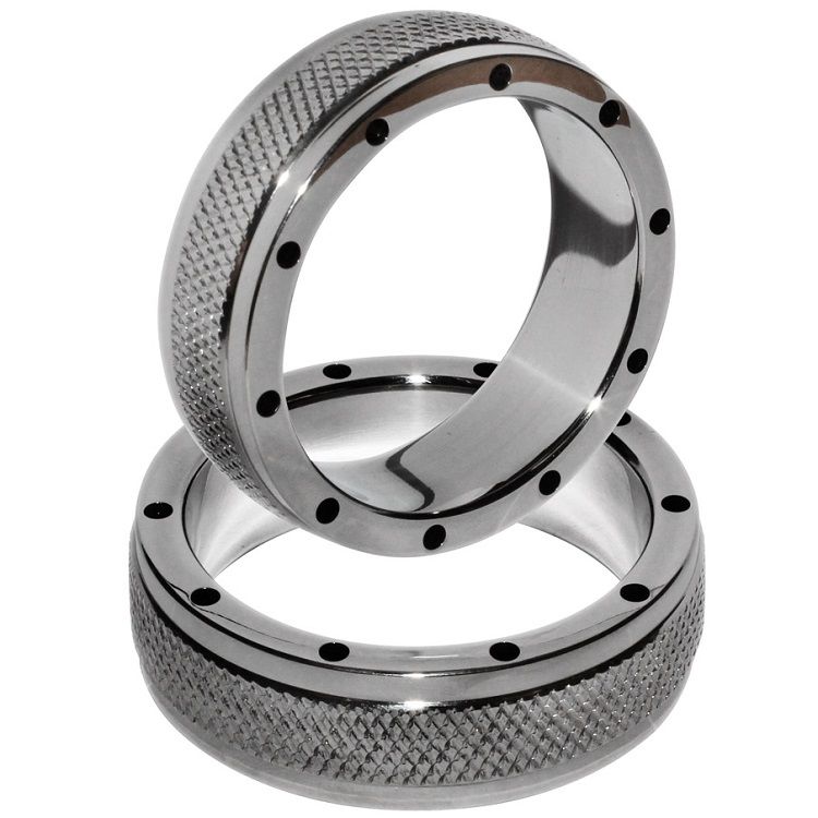 METAL HARD - ANELLO PENE E TESTICOLI IN METALLO 45 MM