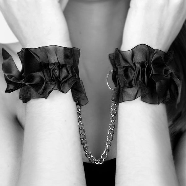 BIJOUX - MANETTE IN ORGANZA INDISCRETS FROU FROU