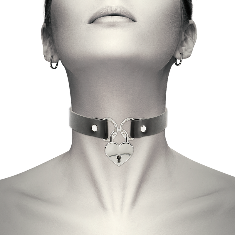 COQUETTE CHIC DESIRE - CHOCKER IN PELLE VEGANA CON ACCESSORIO CUORE CON CHIAVE